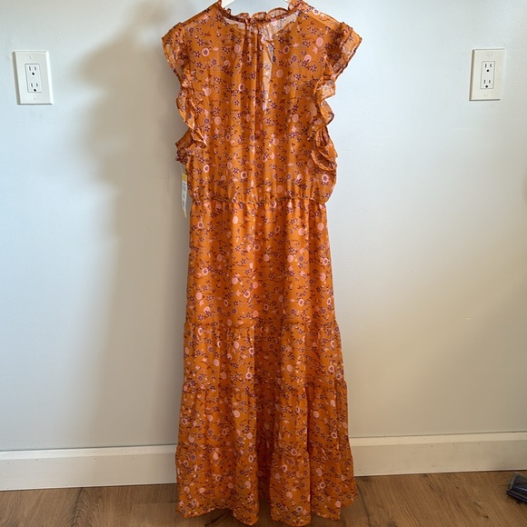 Steve Madden Ditsy midi dress. - Picture 5 of 8